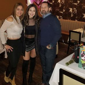 Meet your Posher, Estefania